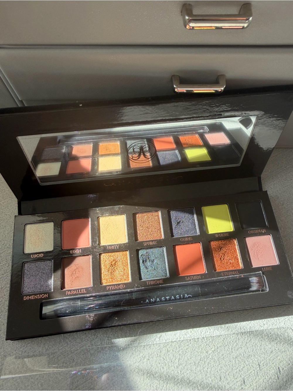 Anastasia Beverly Hills Prism Eyeshadow Palette